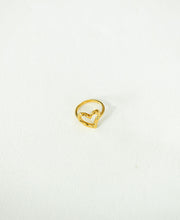 Load image into Gallery viewer, 18K Gold Heart Ring
