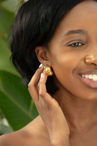 Chunky 18K Gold Apostrophe Earring